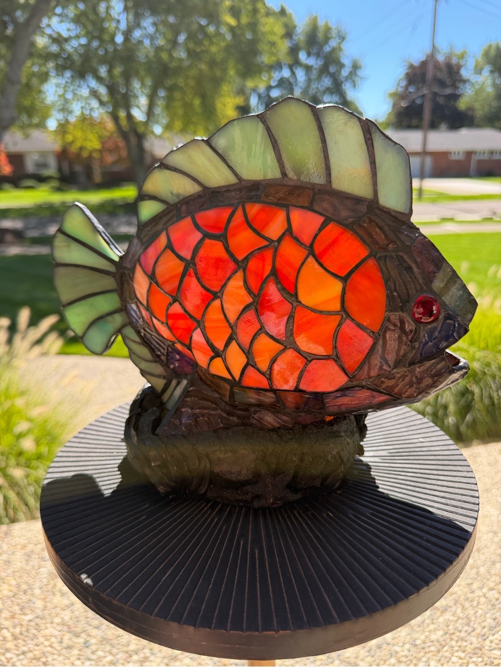 Quoizel Tiffany-Style Stained Glass Fish Accent Lamp Nautical theme